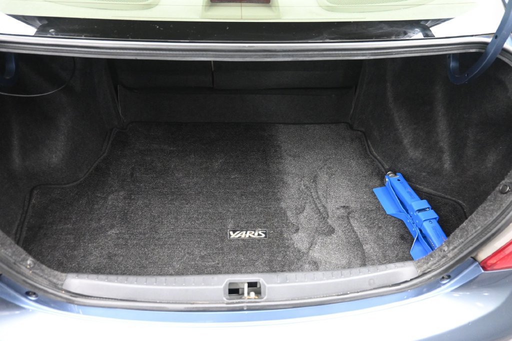 Used 2009 Toyota Yaris Sedan w/ PWR Pkg w/Steel Wheels FWD image 11