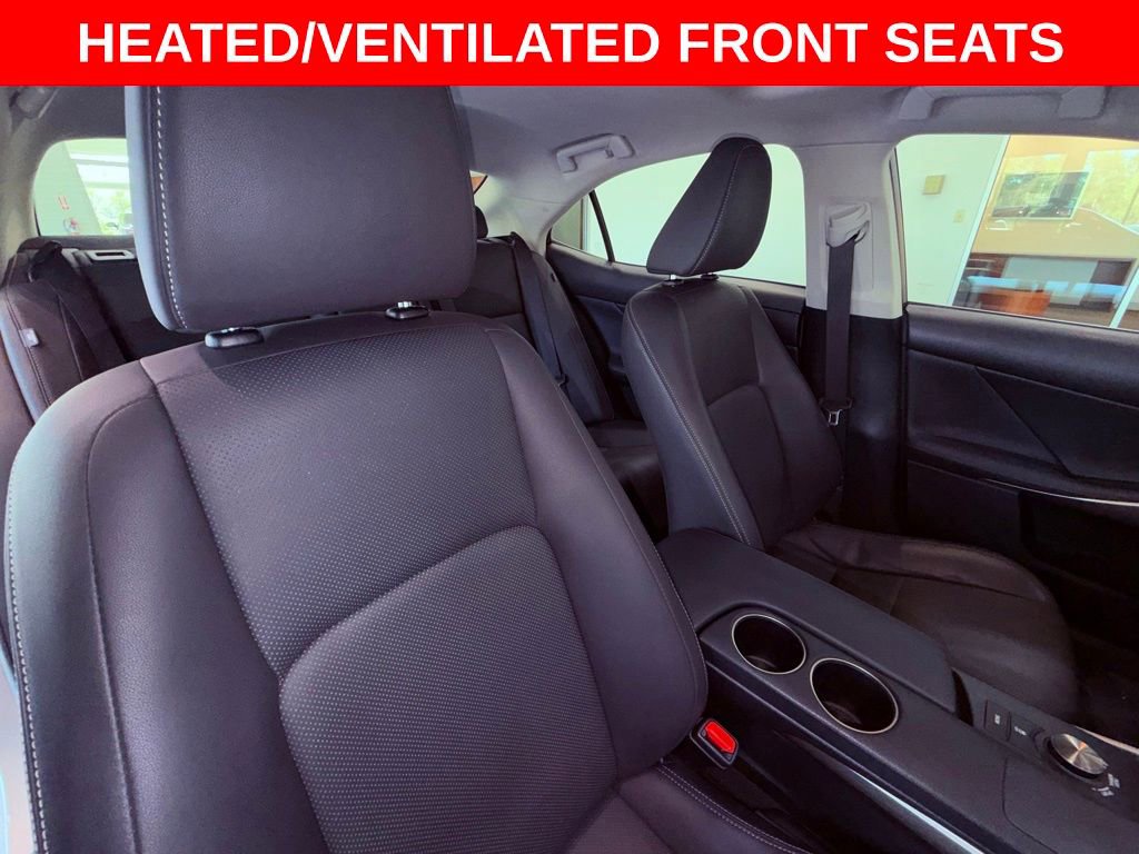 Used 2015 Lexus IS 250 w/ Navigation System Package image 12
