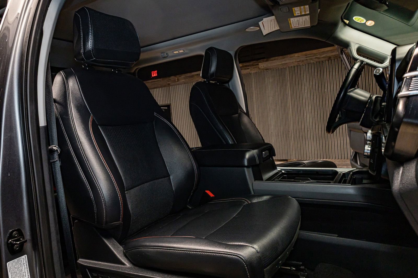 Used 2023 Ford F250 Lariat w/ Lariat Ultimate Package image 27