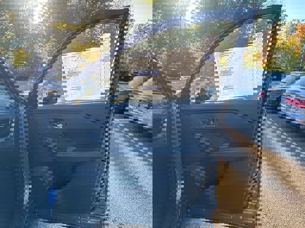 New 2026 Nissan Rogue SV image 25