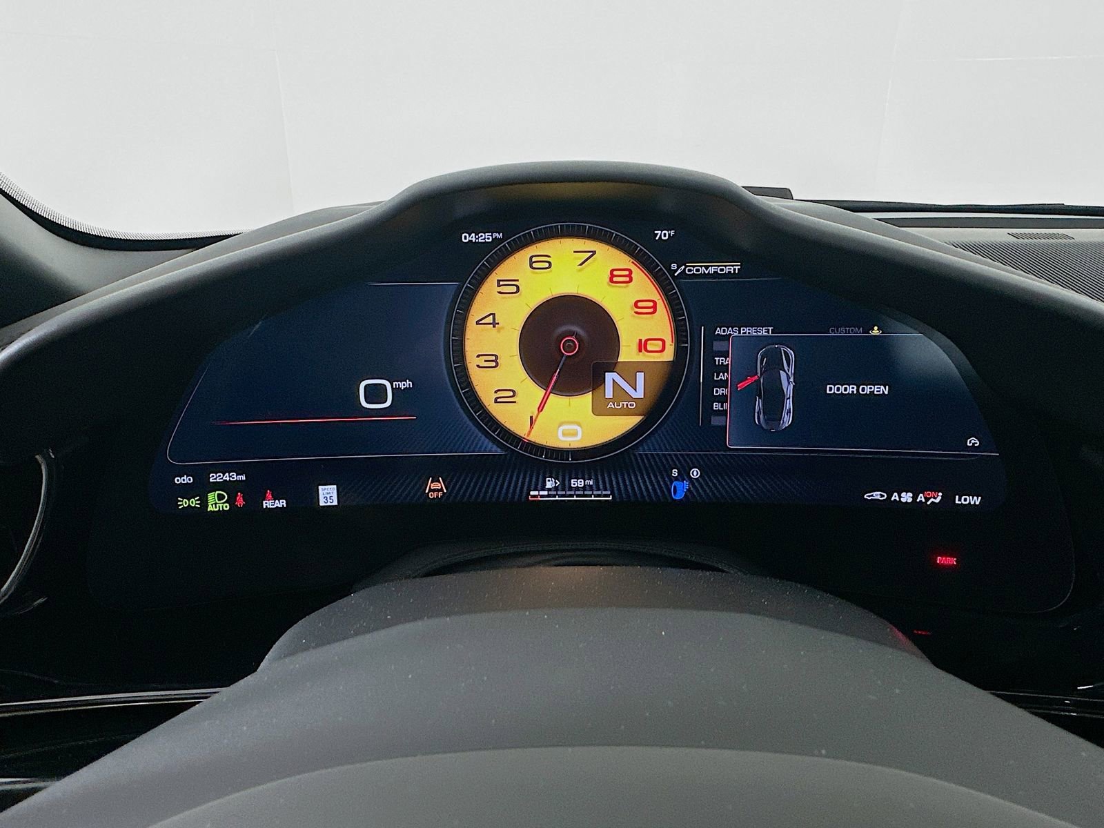 Used 2025 Ferrari Purosangue AWD/4WD image 14