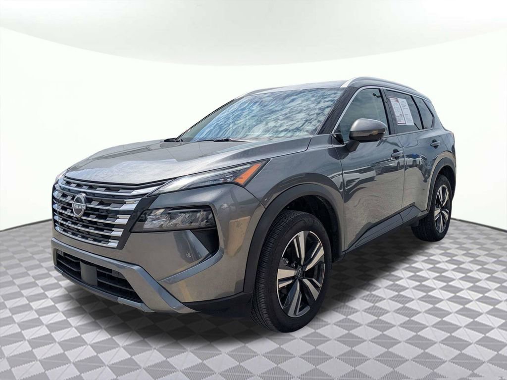 Used 2026 Nissan Rogue SL FWD image 7