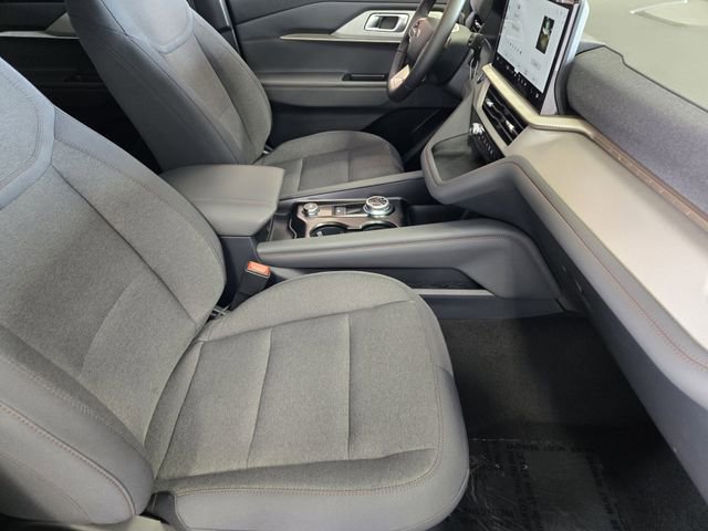 New 2026 Ford Explorer Active RWD image 11
