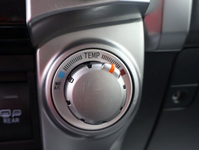 Used 2023 Toyota 4Runner SR5 RWD image 28