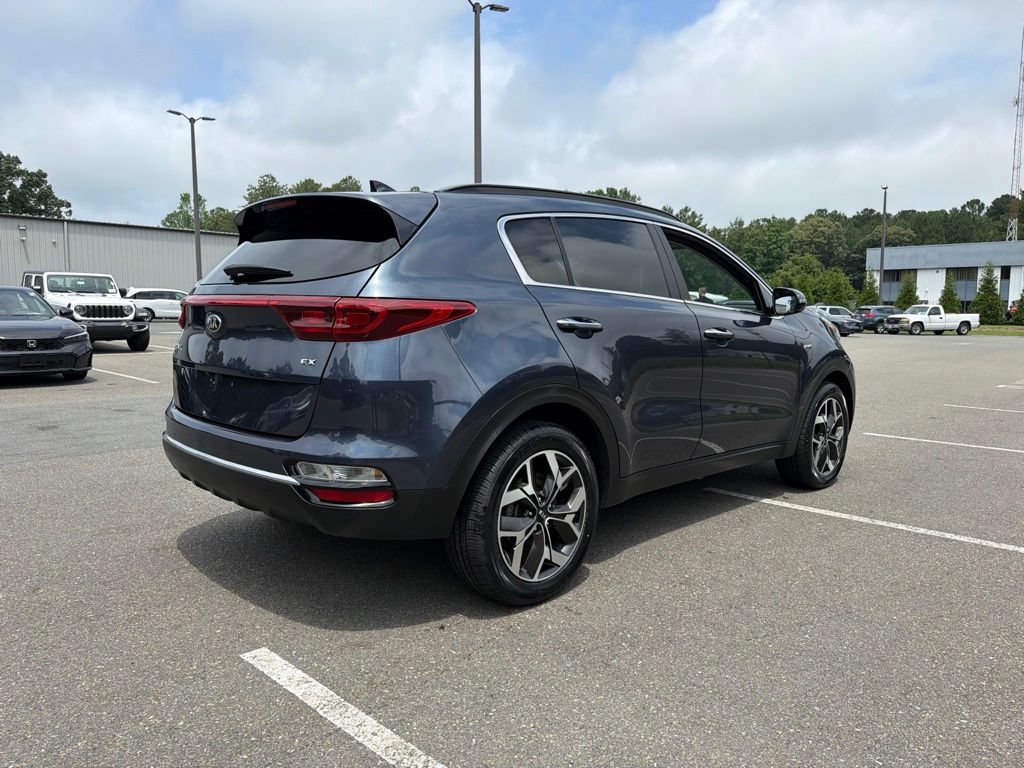 Certified 2022 Kia Sportage EX w/ EX Technology Package AWD/4WD image 5