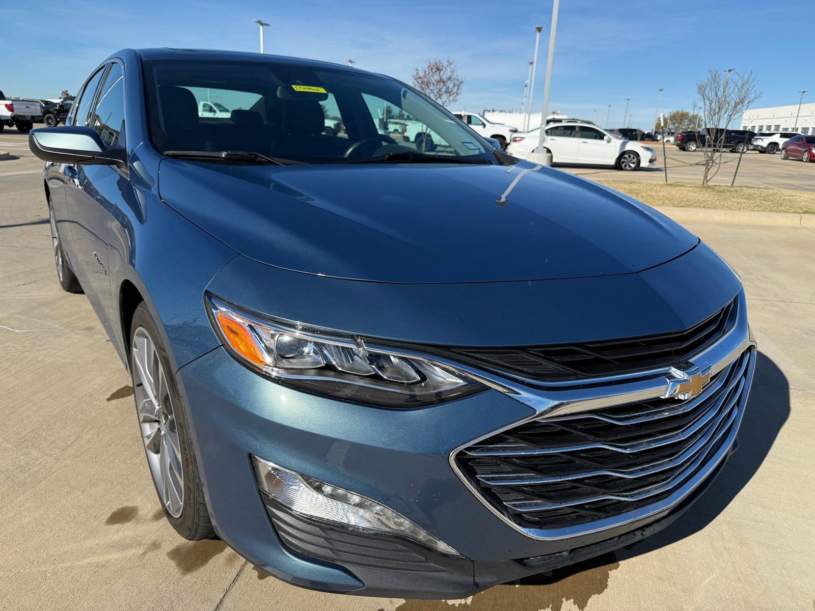 Used 2024 Chevrolet Malibu LT image 11