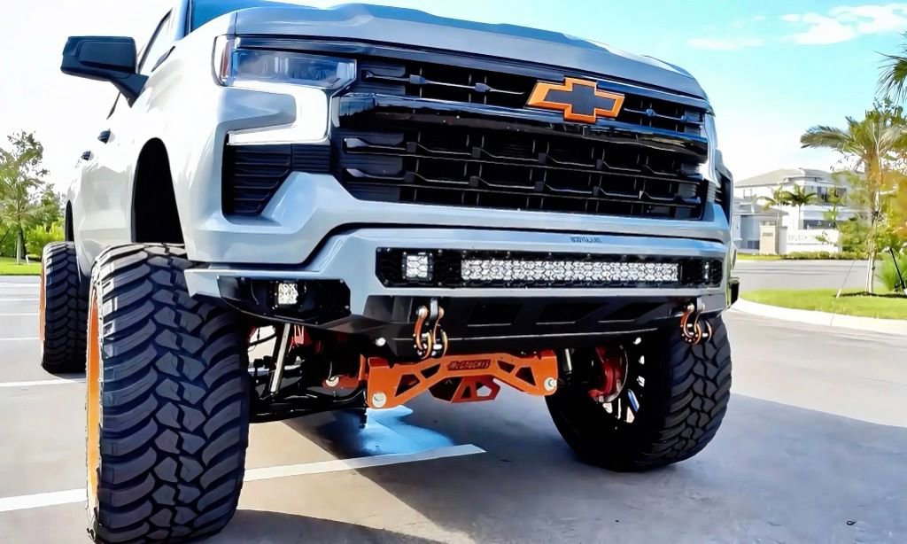 Used 2025 Chevrolet Silverado 1500 LT Trail Boss AWD/4WD image 29