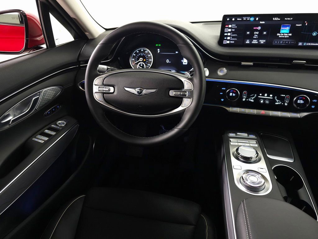Used 2024 Genesis GV70 2.5T w/ Advanced Package AWD/4WD image 21