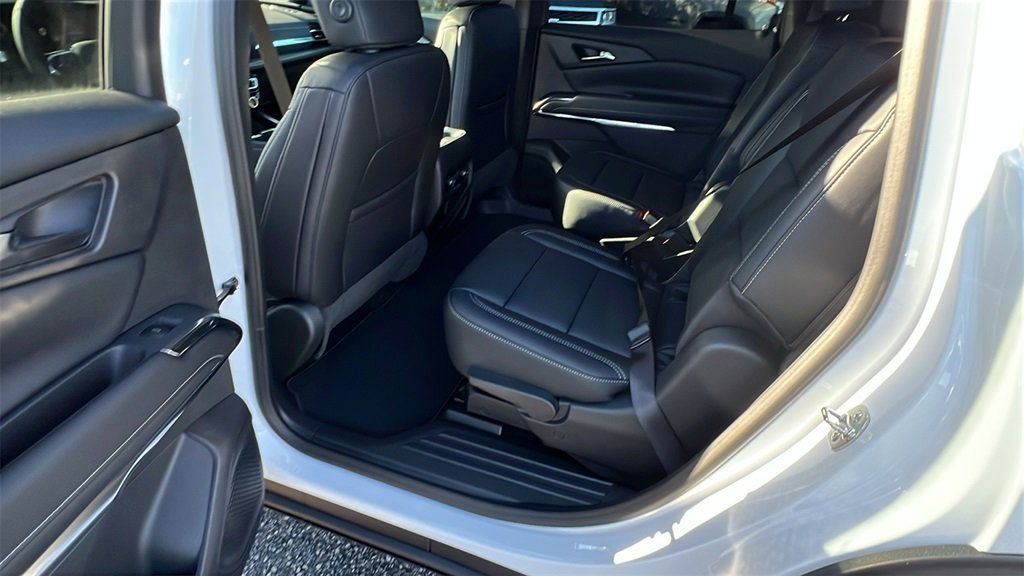 New 2026 Chevrolet Traverse LT w/ Driver Confidence Package image 17