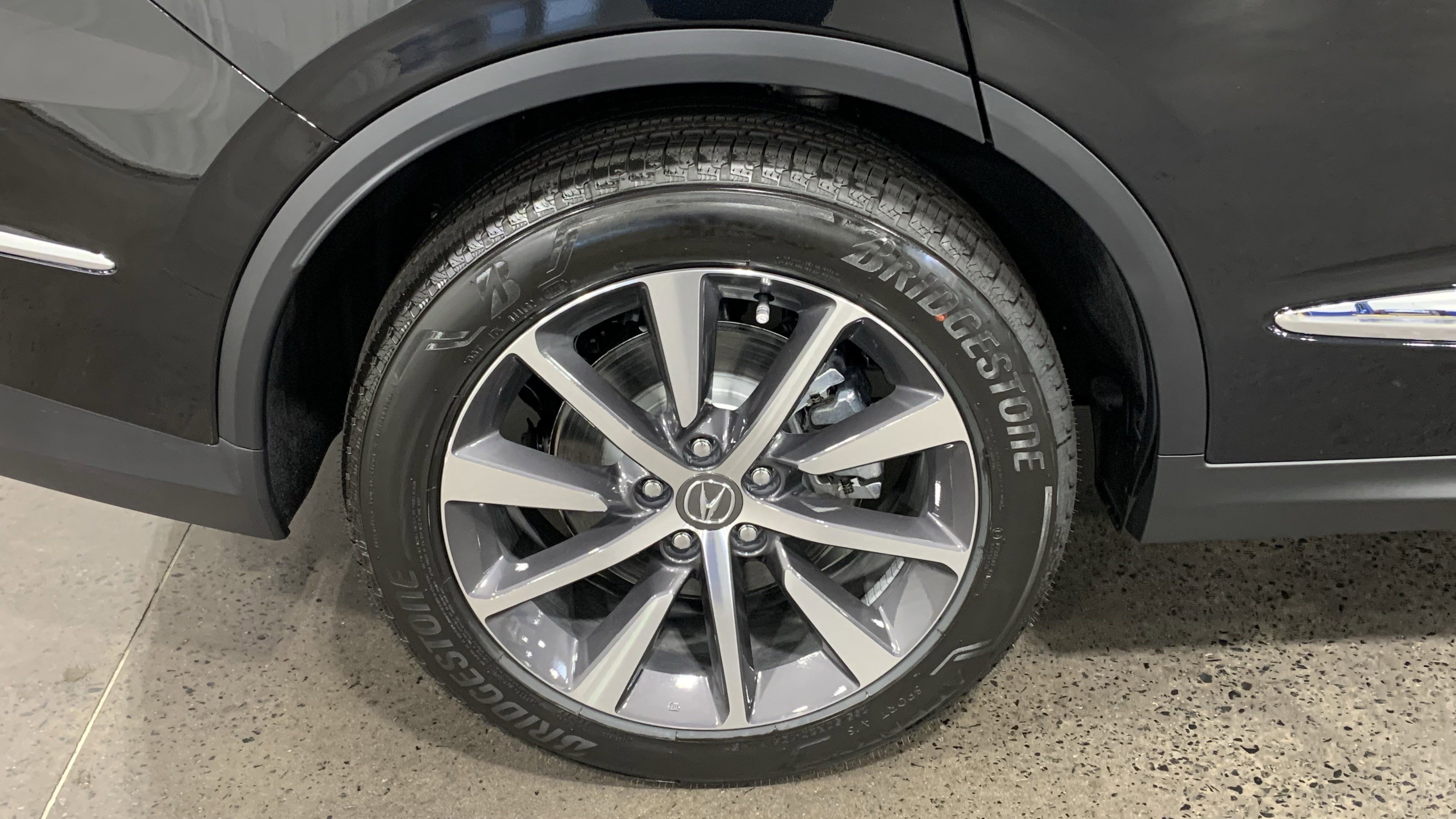 Certified 2026 Acura MDX SH-AWD w/ Technology Package image 16