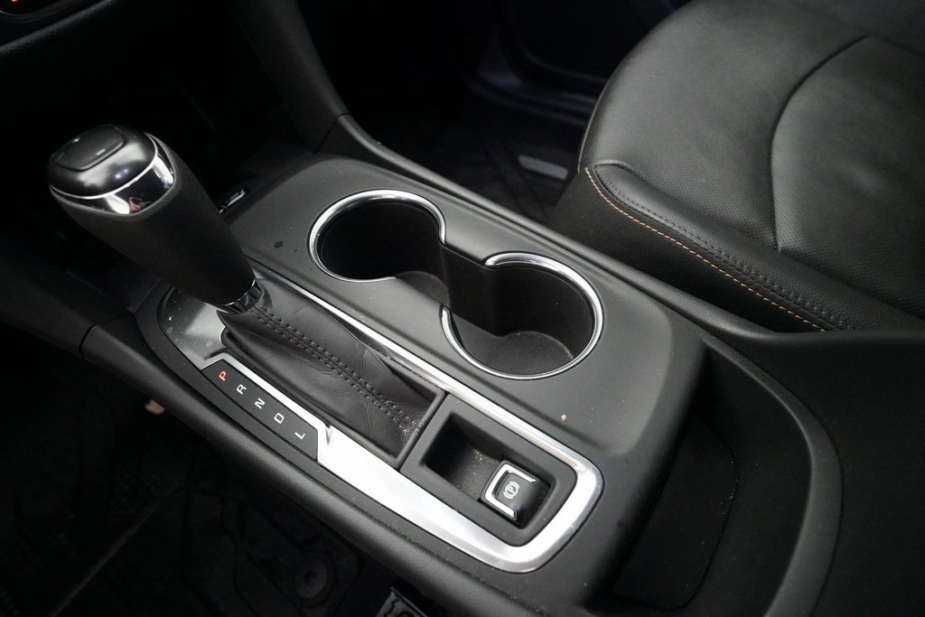 Used 2020 Chevrolet Equinox Premier image 17