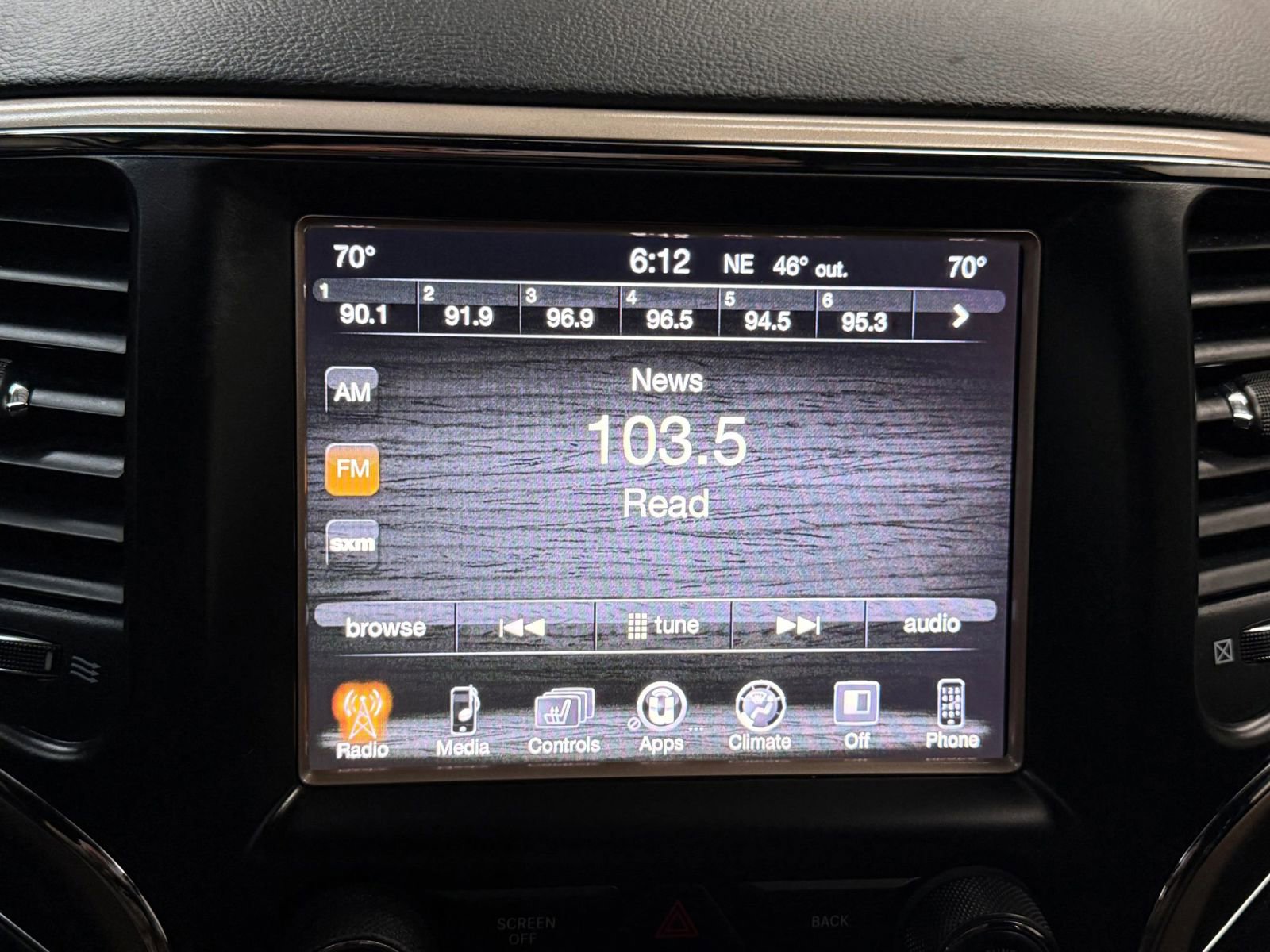 Used 2017 Jeep Grand Cherokee Limited AWD/4WD image 30