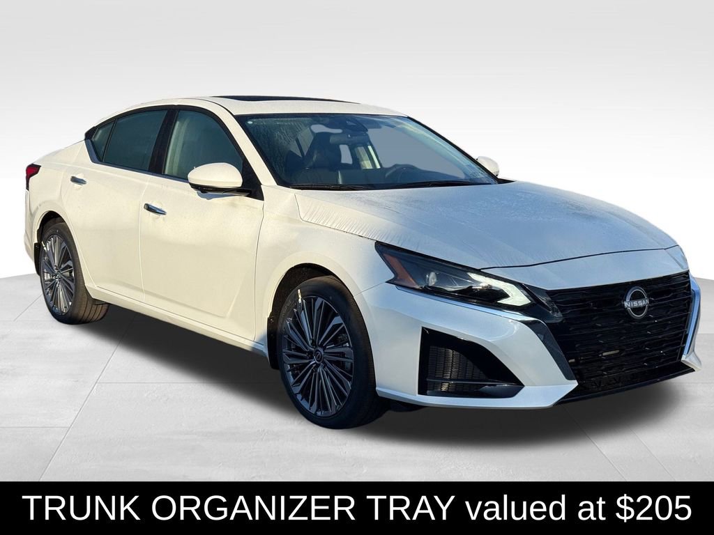 New 2025 Nissan Altima 2.5 SL image 9