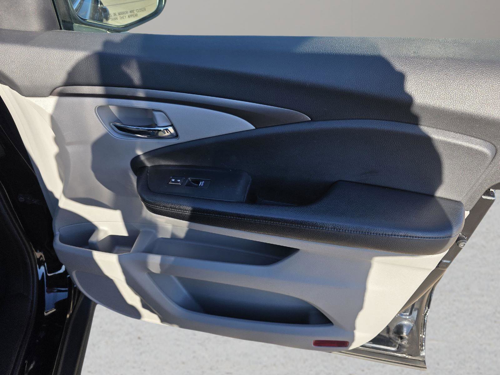 Used 2019 Honda Pilot EX-L image 37