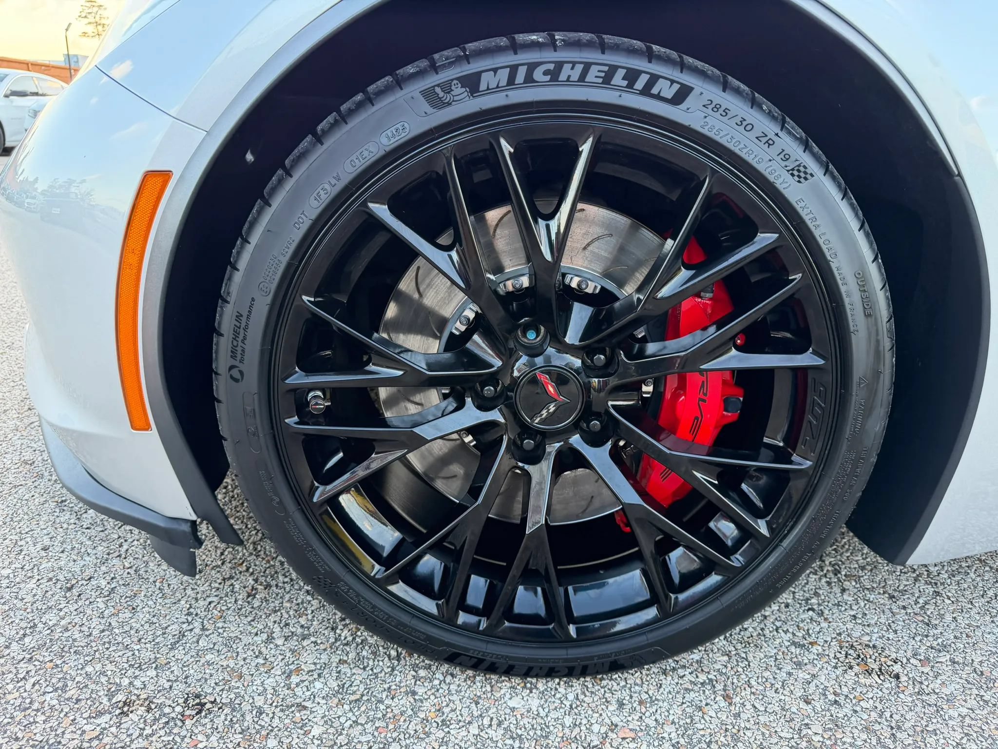 Used 2016 Chevrolet Corvette Z06 w/ 2LZ Preferred Equipment Group RWD image 12