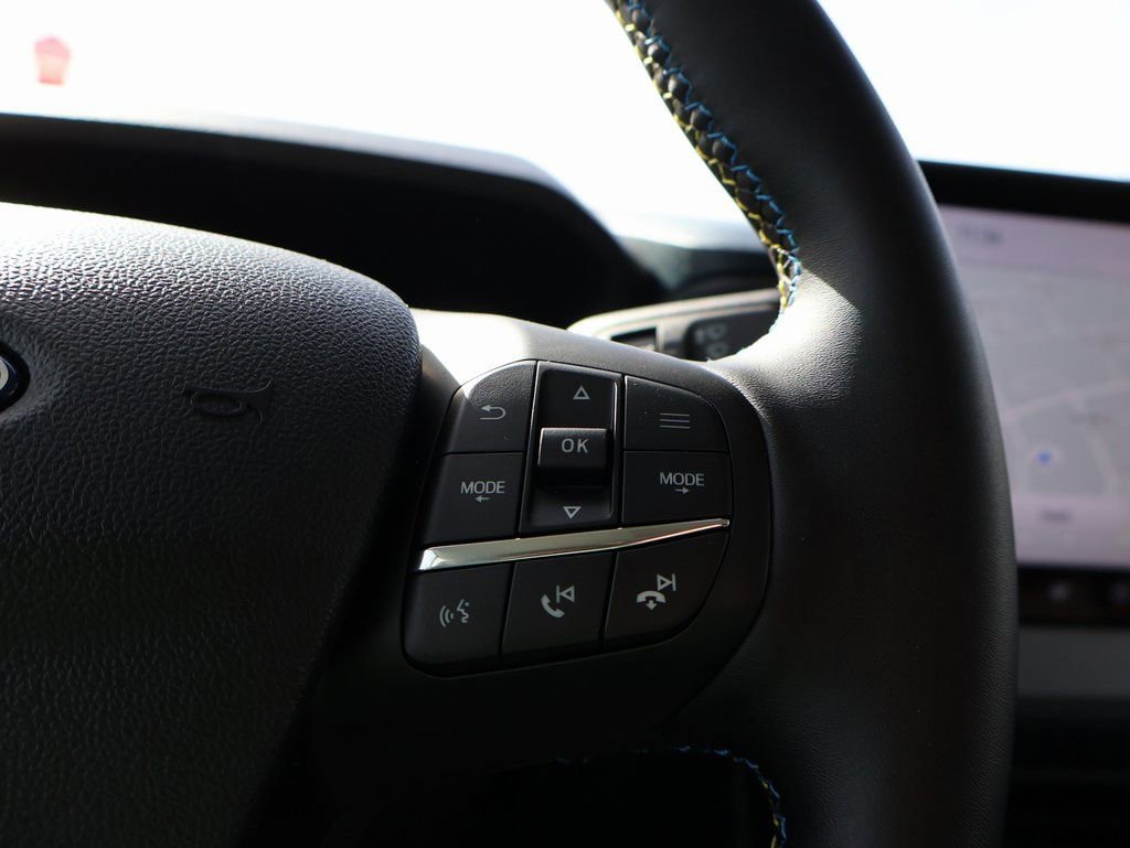 New 2026 Ford Maverick Lobo image 28