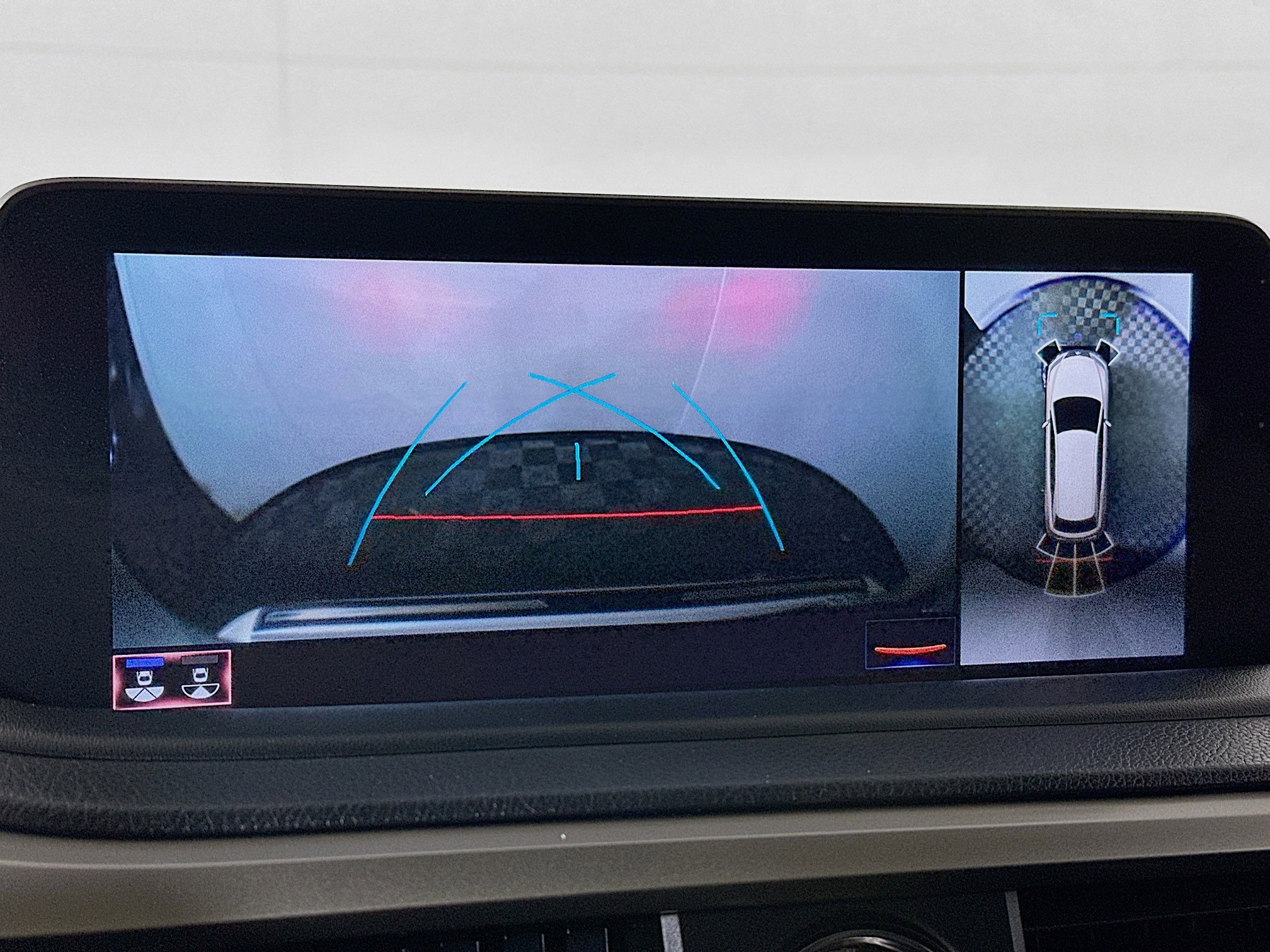 Used 2021 Lexus RX 450hL Luxury w/ Cold Area Package (CK) image 14