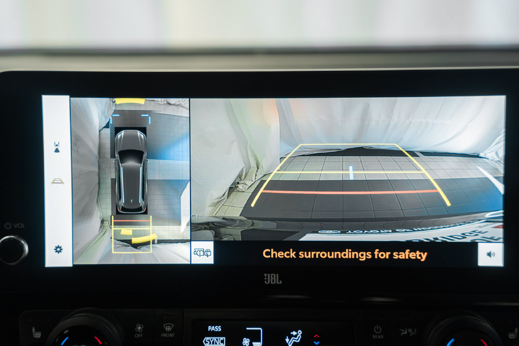 Certified 2024 Toyota Grand Highlander AWD image 50