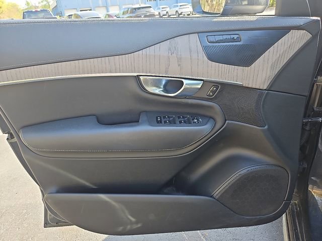 Used 2021 Volvo XC90 T6 Inscription w/ Protection Package Premier AWD/4WD image 14