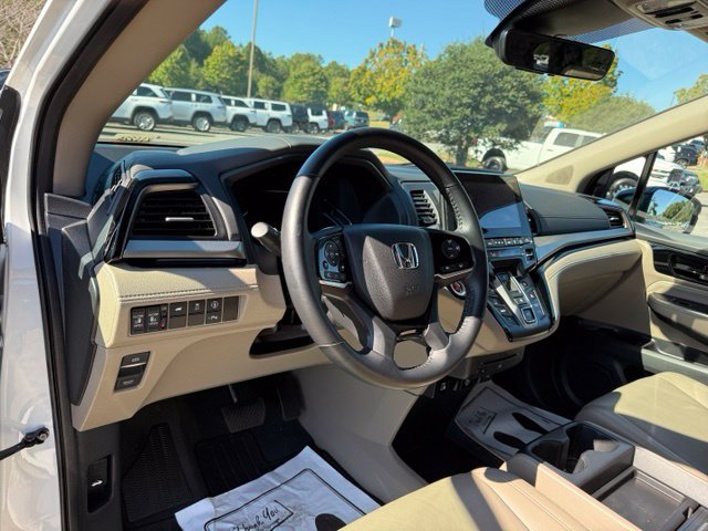Used 2022 Honda Odyssey Touring image 16