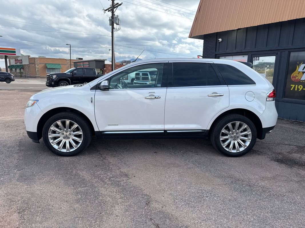 Used 2015 Lincoln MKX w/ Equipment Group 102A AWD/4WD image 3