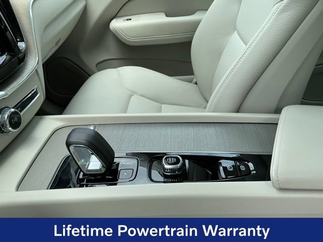 Certified 2023 Volvo XC60 B5 Plus w/ Protection Package Premier FWD image 13
