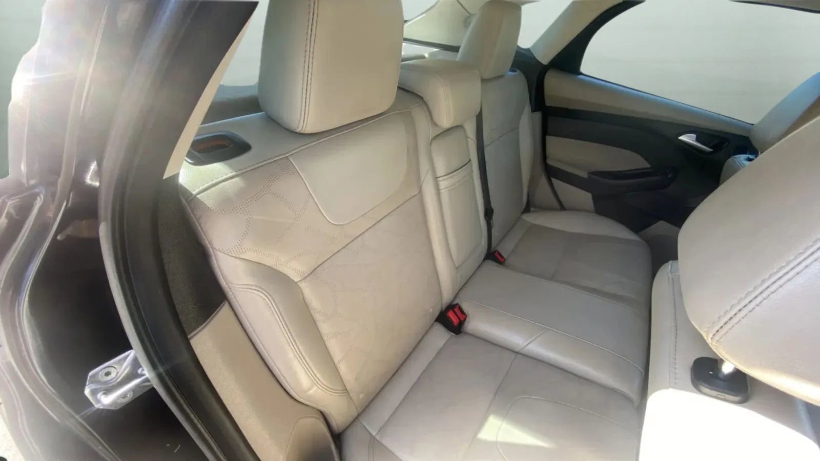 Used 2013 Ford Focus Electric Hatchback FWD image 27