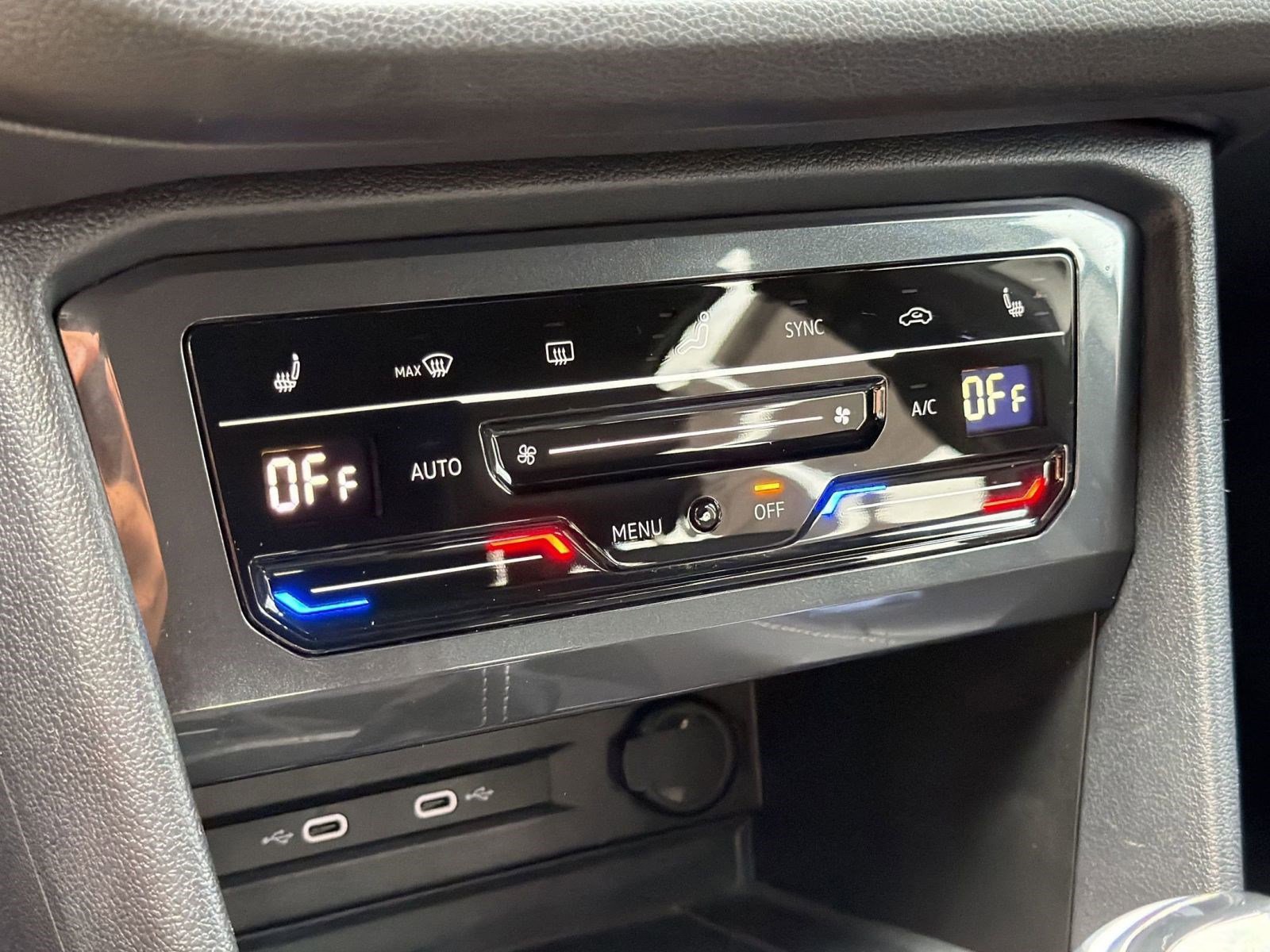 Used 2022 Volkswagen Tiguan SE R-Line image 19