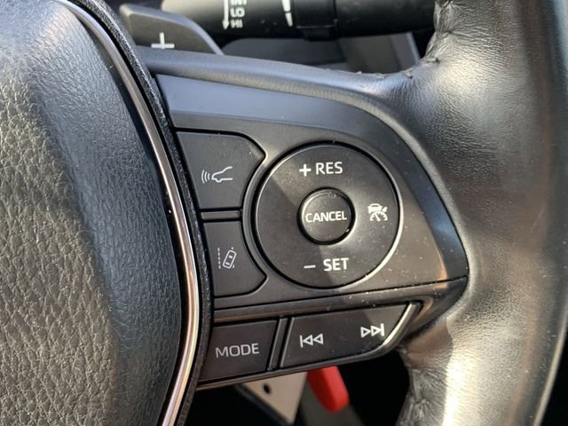 Certified 2020 Toyota Camry SE image 28