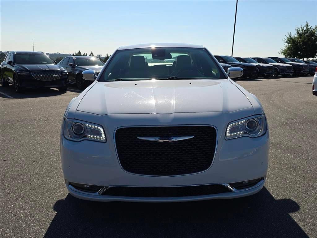 Used 2016 Chrysler 300 C w/ Safetytec Plus Group RWD image 8