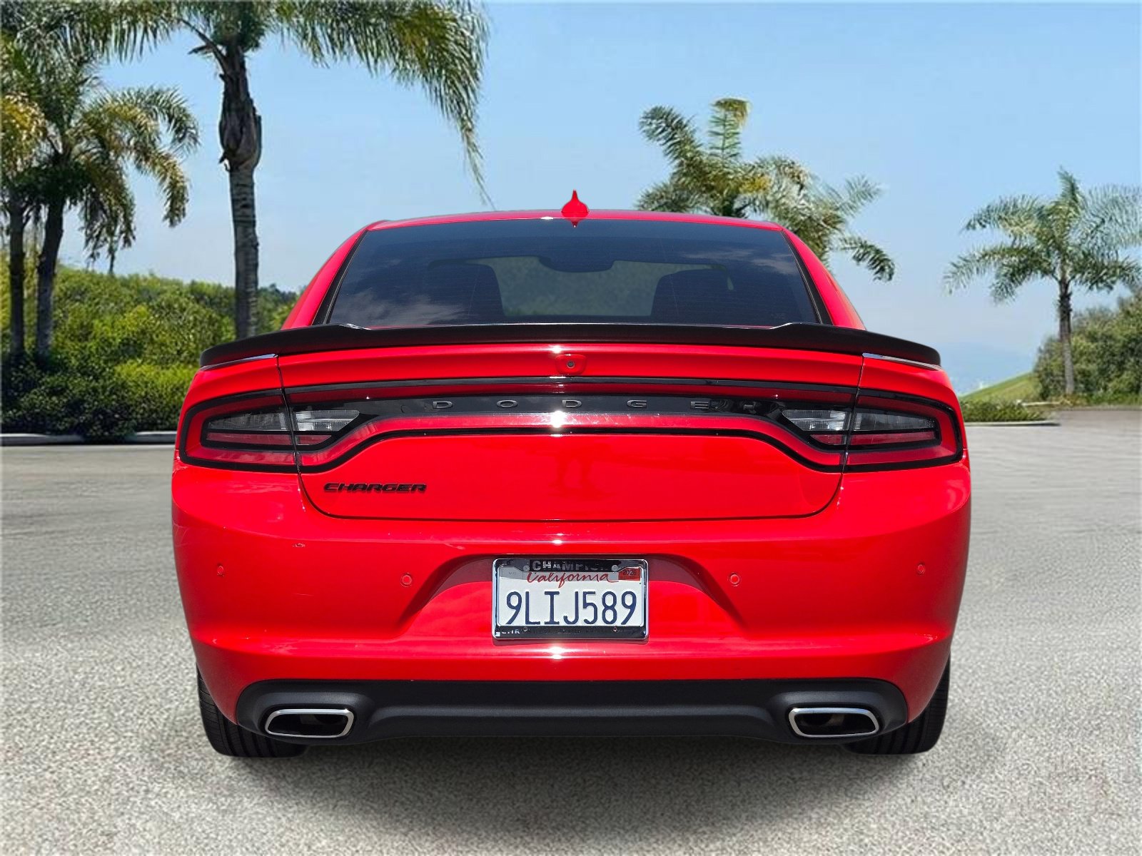 Certified 2023 Dodge Charger SXT w/ Blacktop Package RWD image 5