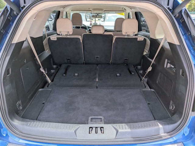Used 2021 Ford Explorer XLT w/ Equipment Group 202A RWD image 14