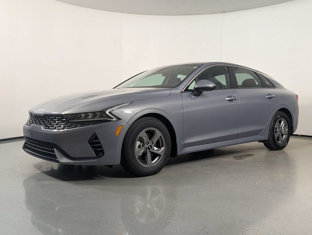 Used 2024 Kia K5 LXS FWD image 3