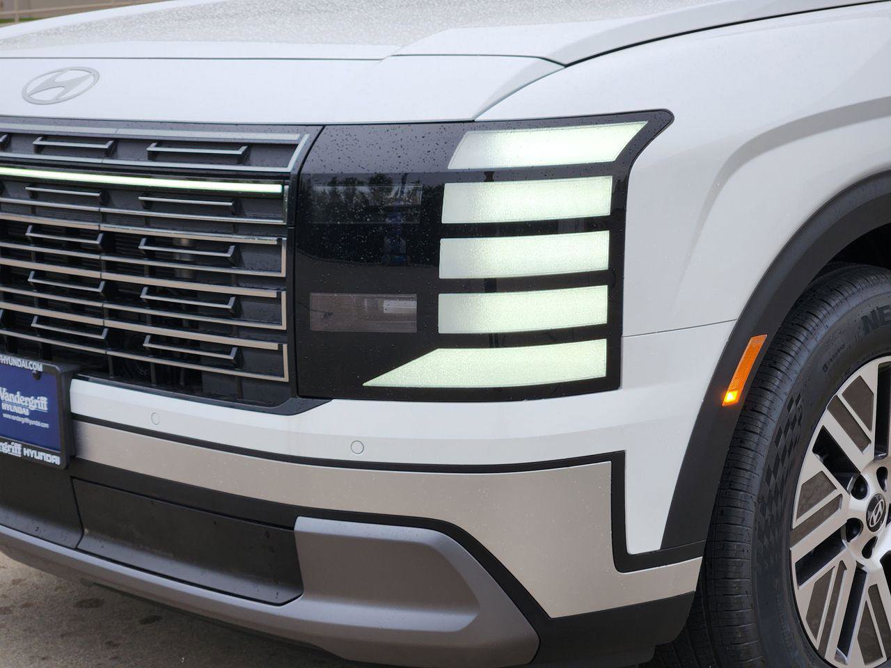 New 2026 Hyundai Palisade FWD Hybrid image 6