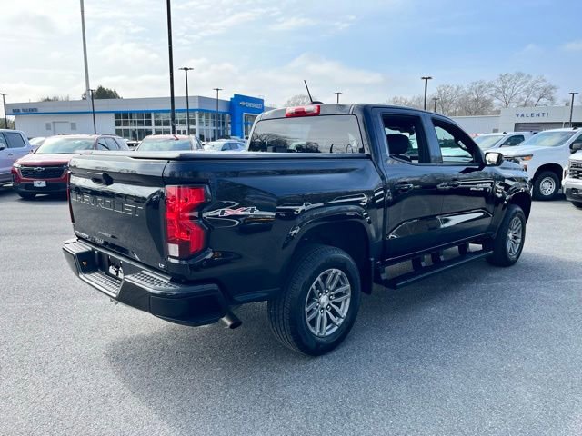 Used 2024 Chevrolet Colorado LT image 6