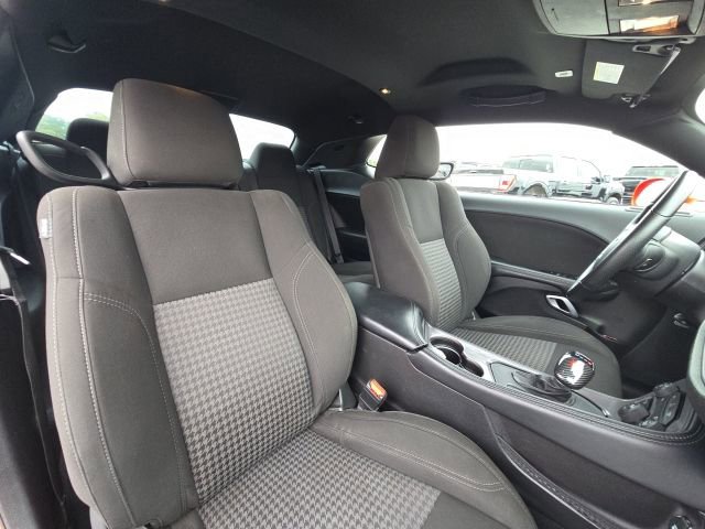Used 2023 Dodge Challenger SXT w/ Blacktop Package image 14