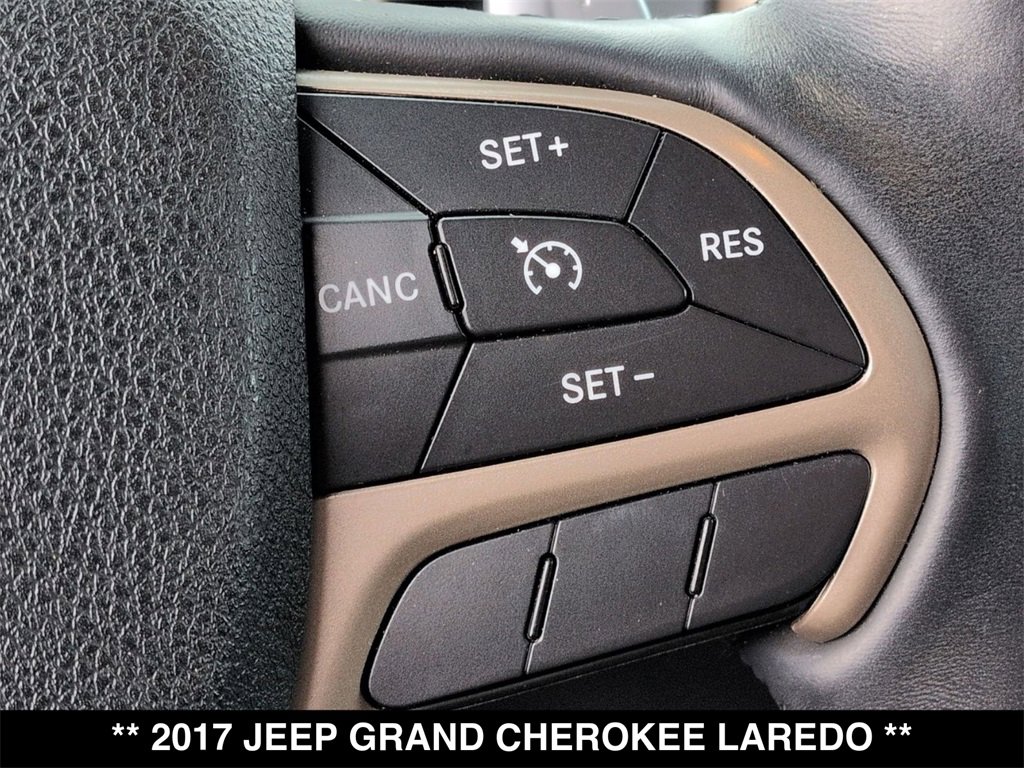 Used 2017 Jeep Grand Cherokee Laredo w/ Quick Order Package 23E image 8