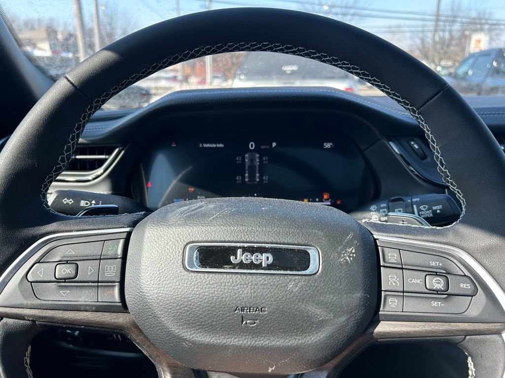 New 2026 Jeep Grand Cherokee Limited image 17