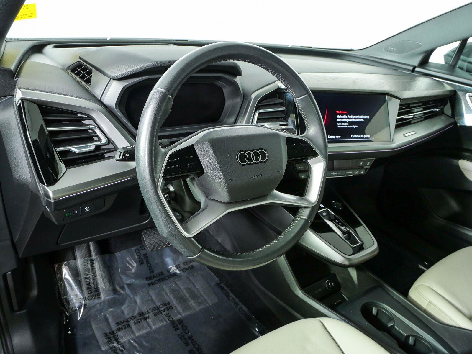 Used 2023 Audi Q4 e-tron Prestige AWD/4WD image 4