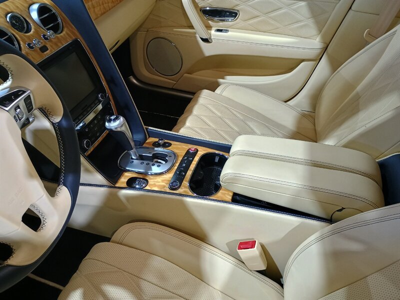 Used 2014 Bentley Flying Spur W12 AWD/4WD image 21