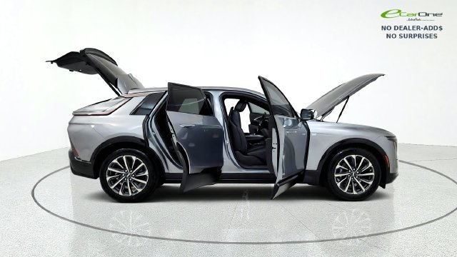 Used 2024 Cadillac Lyriq Sport RWD image 20