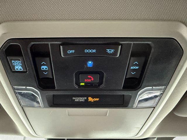 Used 2022 Toyota Tundra Limited image 22