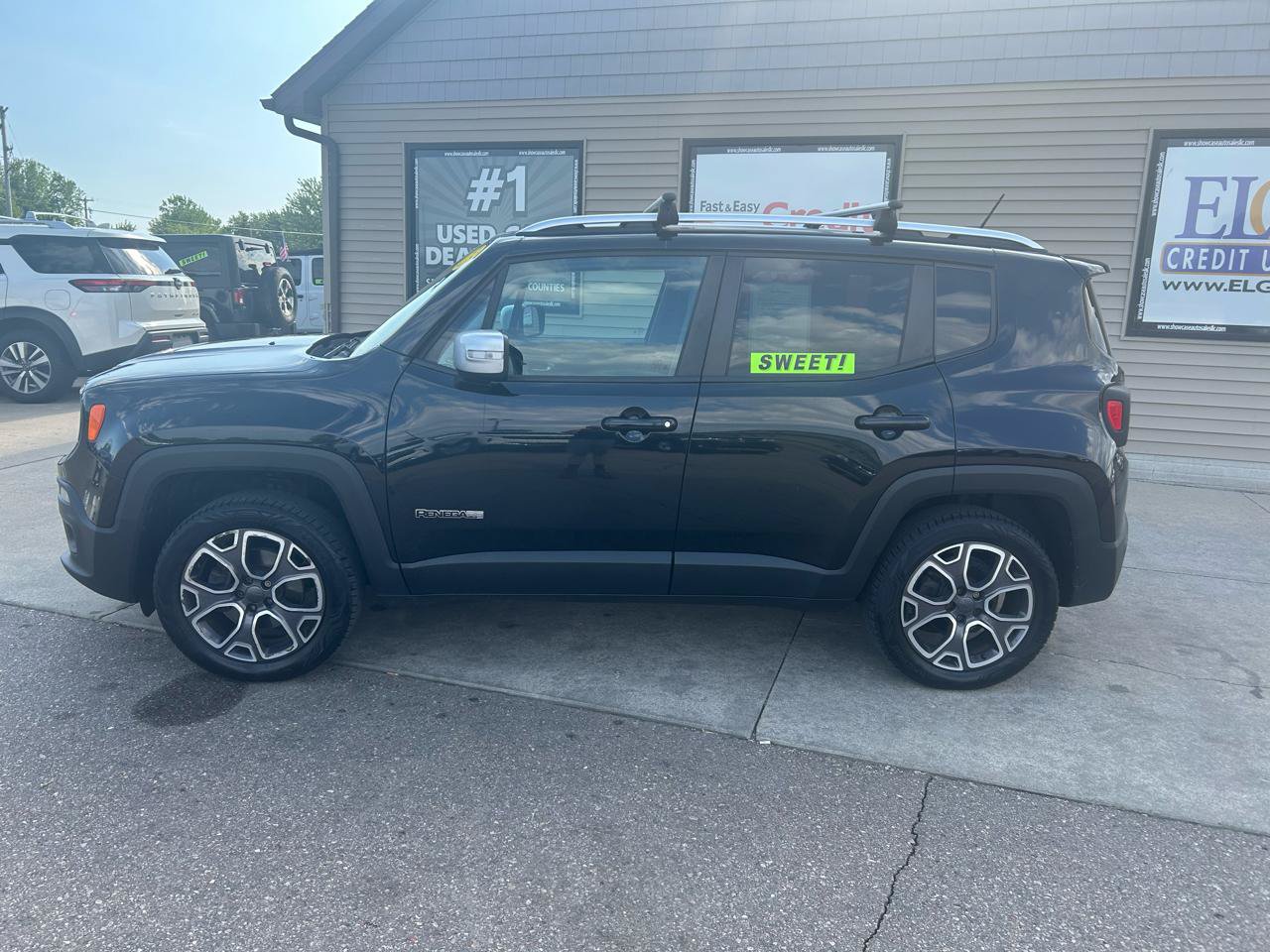 Used 2015 Jeep Renegade Limited AWD/4WD image 8