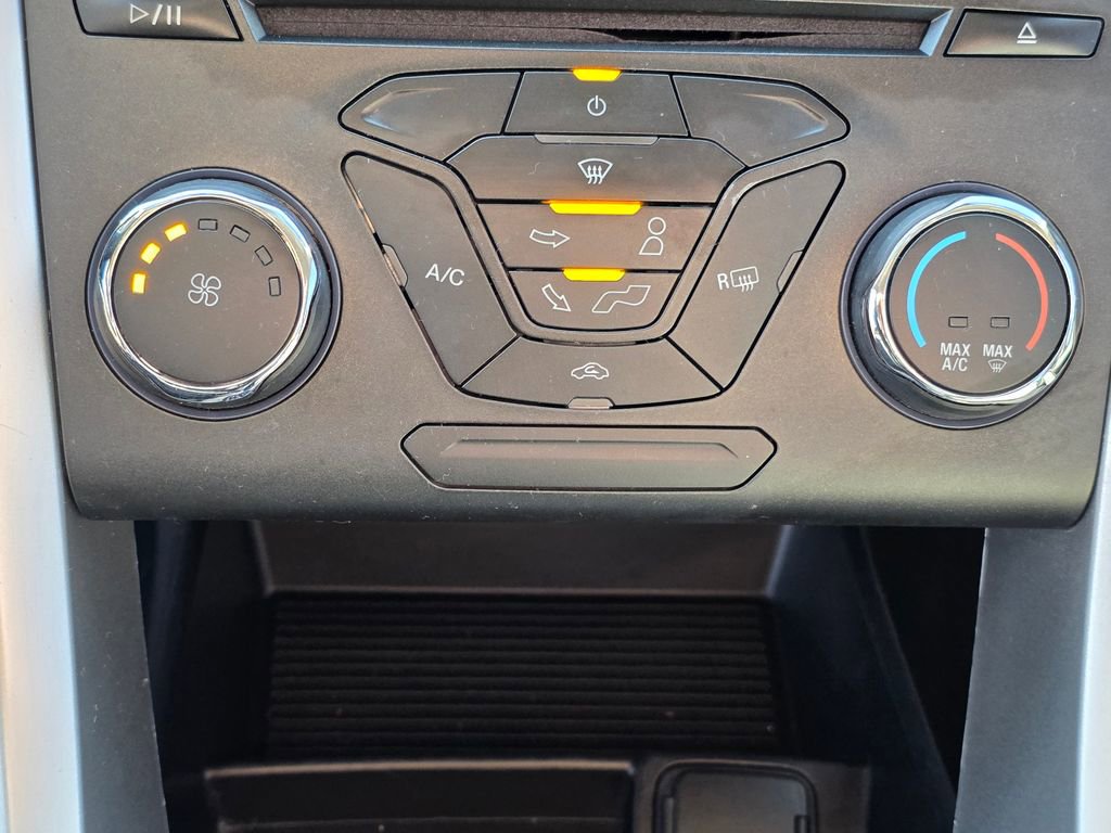 Used 2016 Ford Fusion S w/ Equipment Group 101A image 23