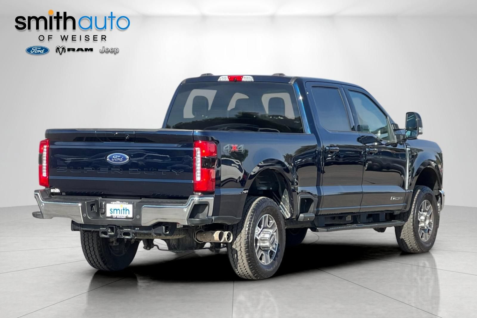 Used 2025 Ford F350 Lariat w/ Camper Package AWD/4WD image 4