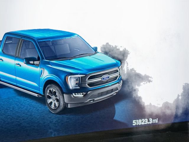 Certified 2023 Ford F150 Lariat w/ Equipment Group 502A High image 18