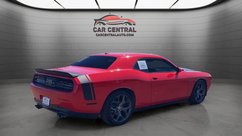 Used 2019 Dodge Challenger R/T image 5