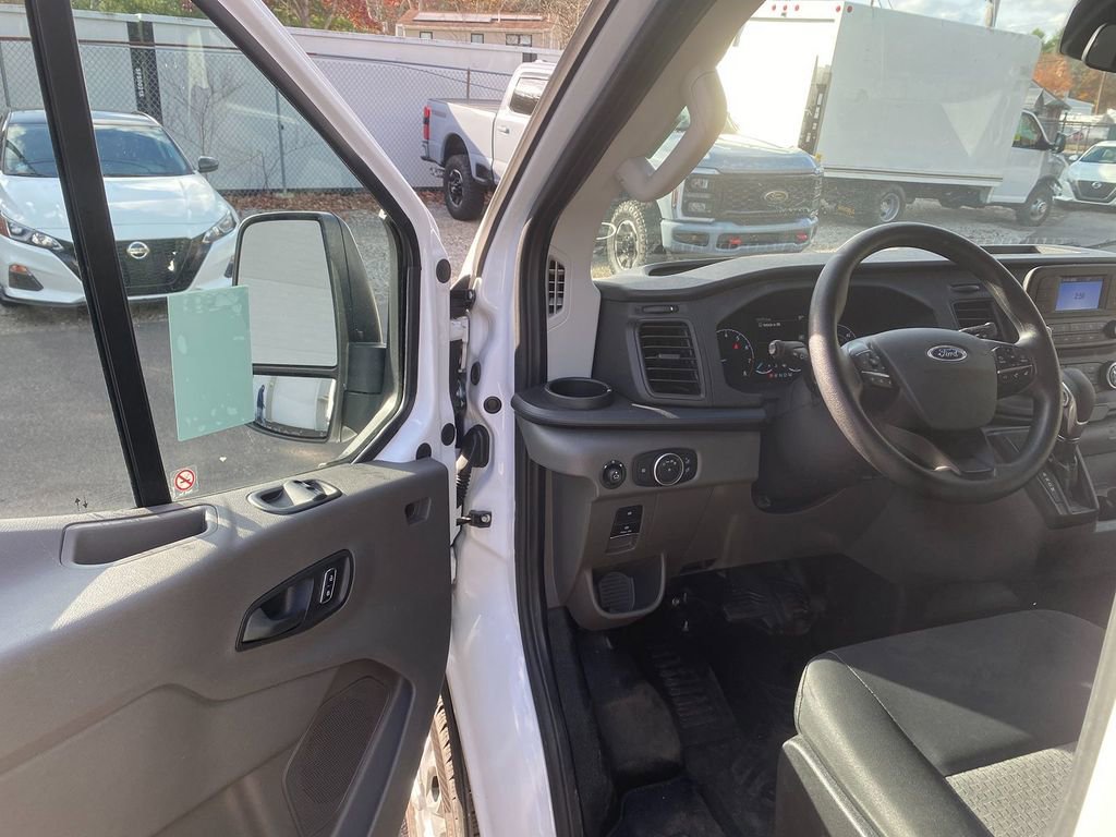 Used 2024 Ford Transit 250 Low Roof w/ Exterior Upgrade Package image 10