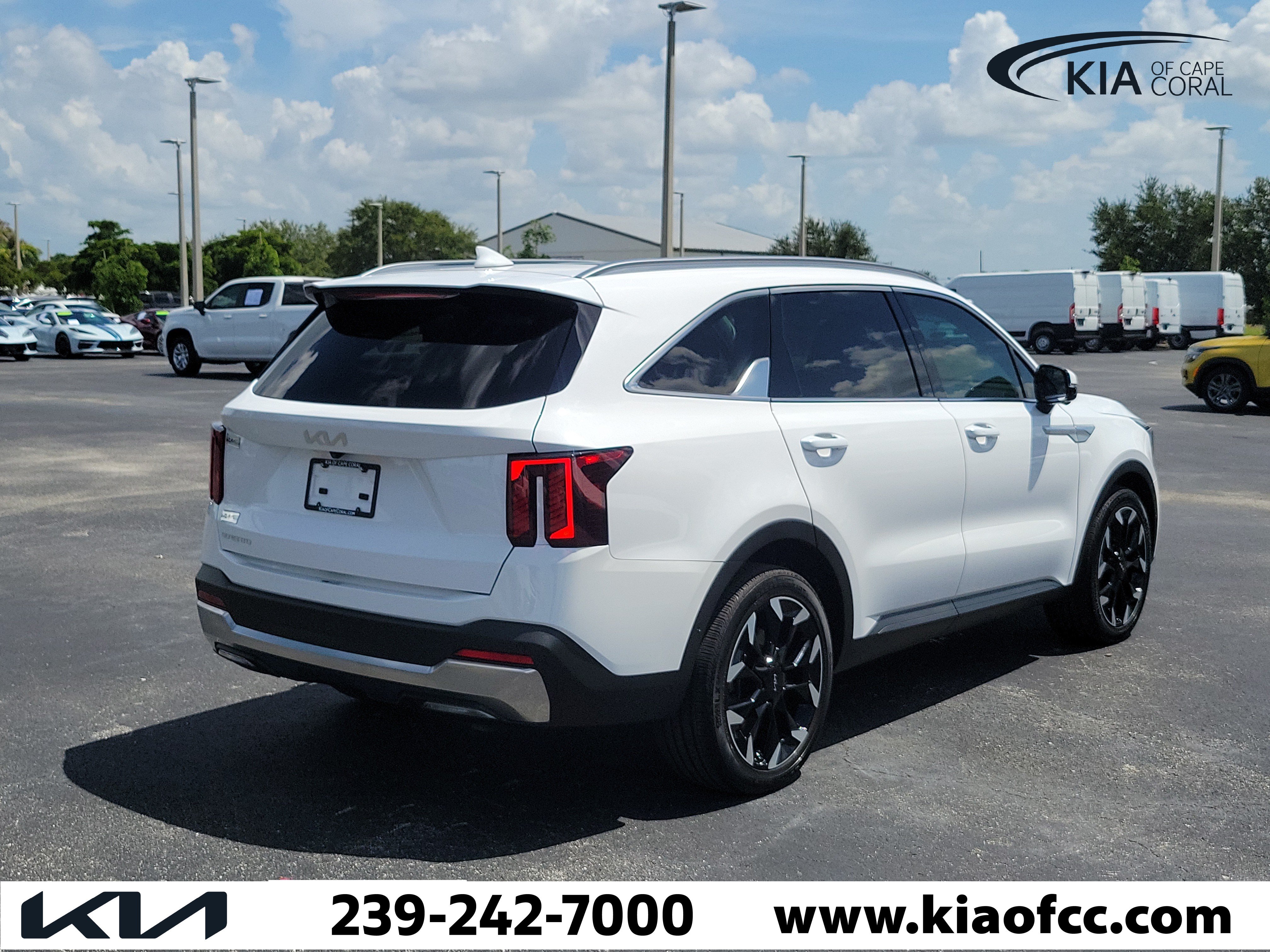 Certified 2024 Kia Sorento SX FWD image 6