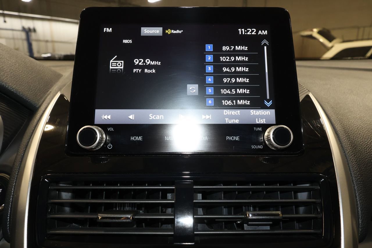 Used 2025 Mitsubishi Eclipse Cross Black Edition image 12